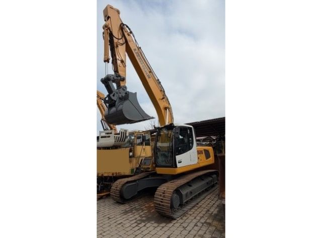 Freiverkauf | Kettenbagger | LIEBHERR | R 926 LC Litronic | 26 t | Löffel | top